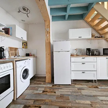 Maison De 5 Personnes Proche Et Commerces - Fr-1-476-173 Nyaraló