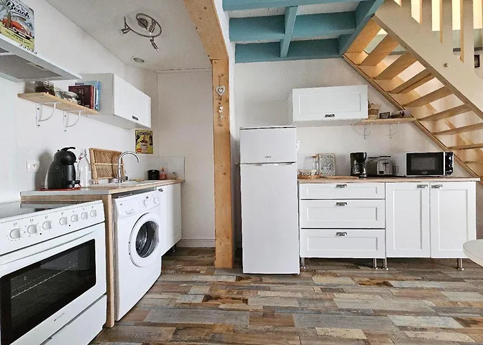 Maison De 5 Personnes Proche Et Commerces - Fr-1-476-173 Tatil Evi